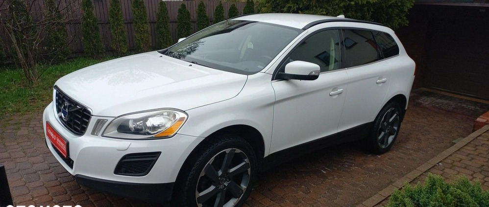 Volvo XC 60 cena 50900 przebieg: 246000, rok produkcji 2013 z Piaski małe 781